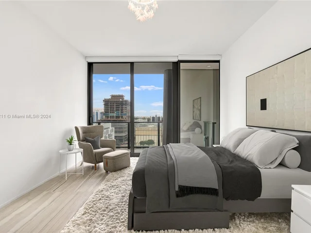 1000 Biscayne Blvd # 1202, Miami FL 33132