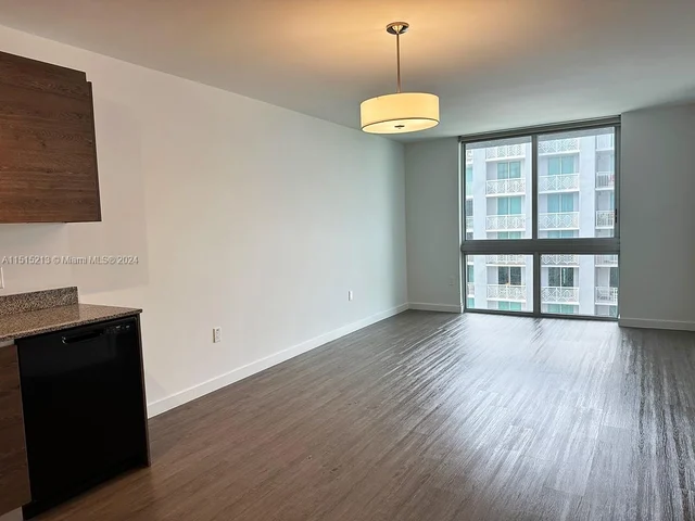 61 NW 37th Ave # 1014, Miami FL 33125