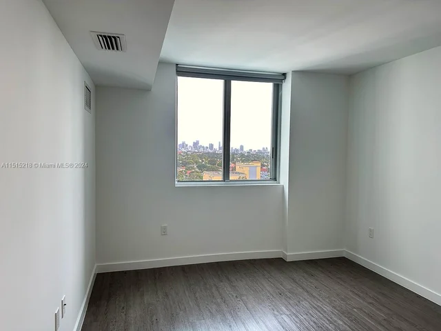 61 NW 37th Ave # 1023, Miami FL 33125