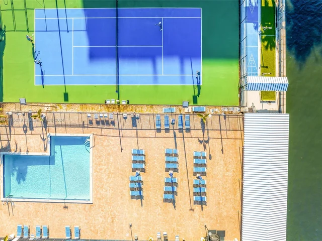 2017 S Ocean Dr # 610, Hallandale Beach FL 33009