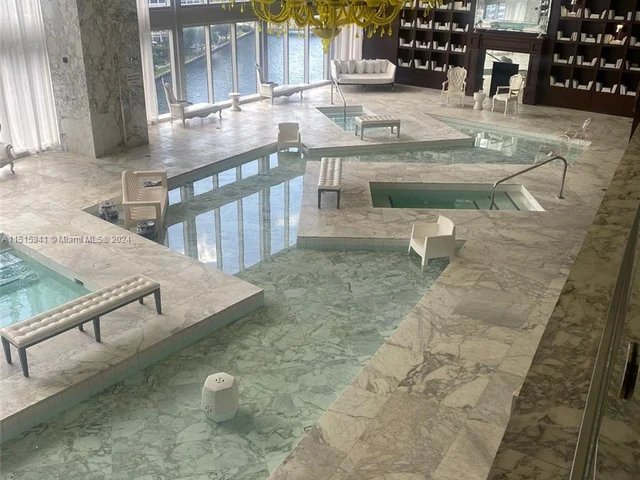 475 Brickell Ave # 5508, Miami FL 33131