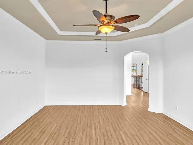 8731 NW 41st St, Cooper City FL 33024