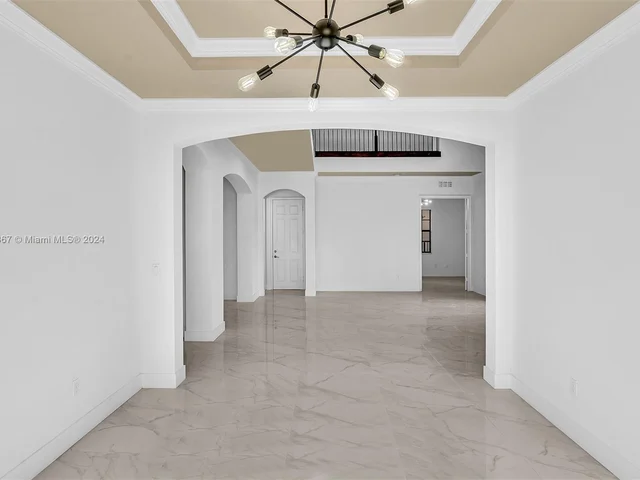 8731 NW 41st St, Cooper City FL 33024