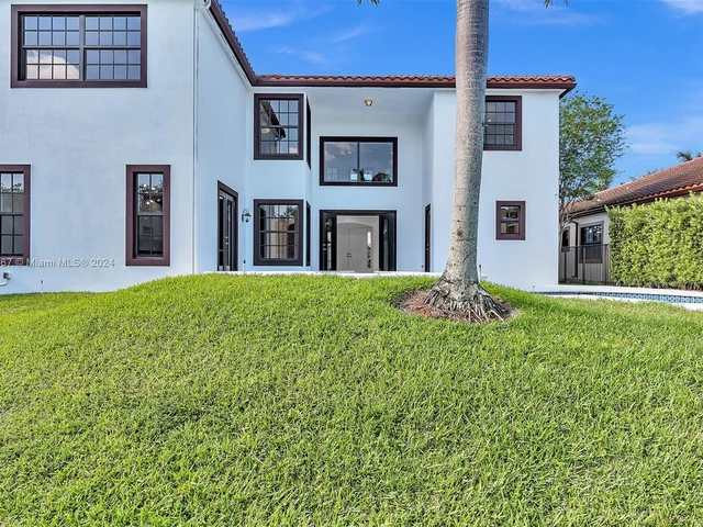 8731 NW 41st St, Cooper City FL 33024