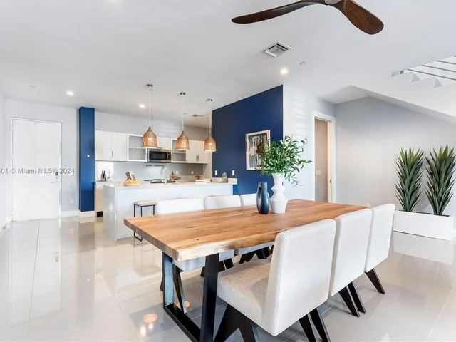 1025 NE 18th Ave # 306, Fort Lauderdale FL 33304