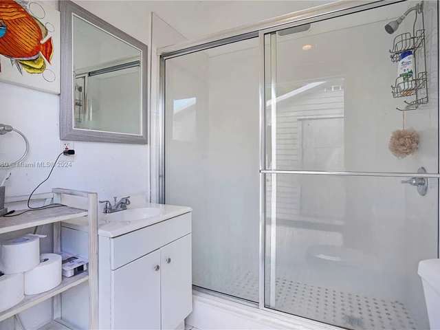 15235 SW 140th St, Miami FL 33196