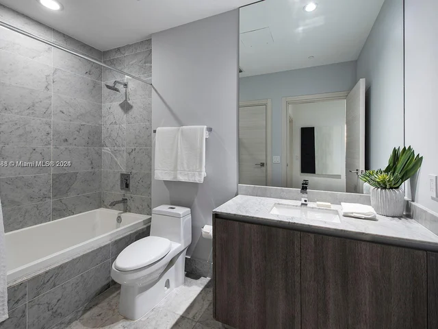 801 S Miami Ave # 4309, Miami FL 33130