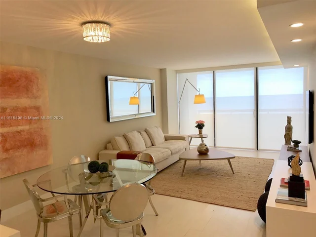 2555 Collins Ave # 2105, Miami Beach FL 33140