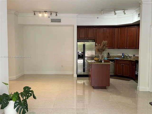 3001 NE 185th St # 225, Aventura FL 33180