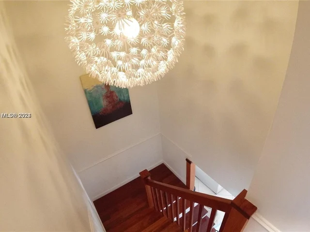 16432 NE 26th Ave # 5, North Miami Beach FL 33160