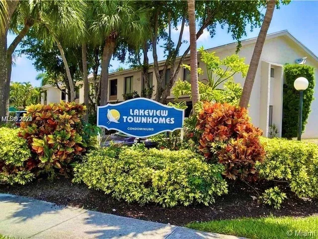 16432 NE 26th Ave # 5, North Miami Beach FL 33160