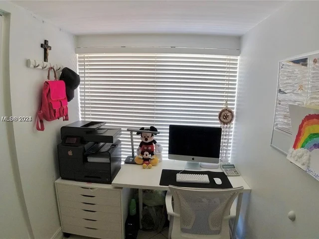 16432 NE 26th Ave # 5, North Miami Beach FL 33160