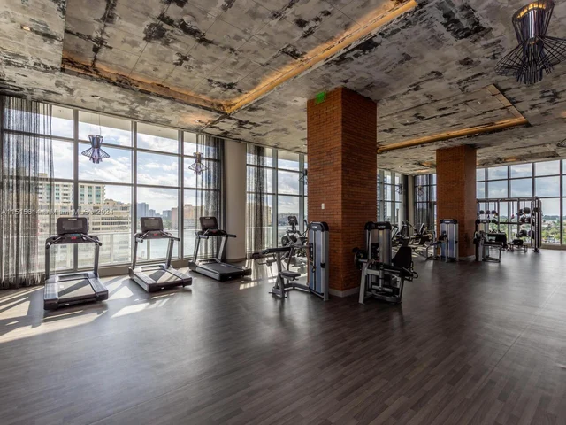 4010 S Ocean Dr # T4005, Hollywood FL 33019