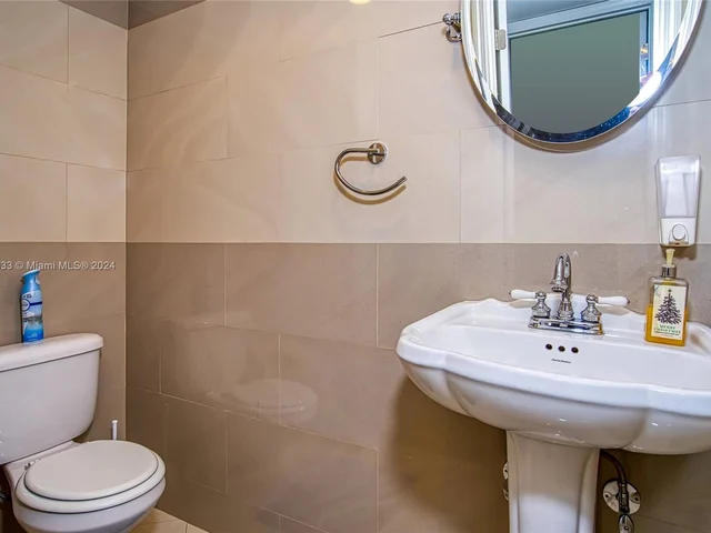 200 178th Dr # 603, Sunny Isles Beach FL 33160