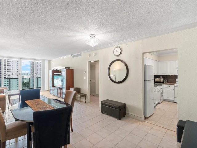 2501 S Ocean Dr # 1102, Hollywood FL 33019
