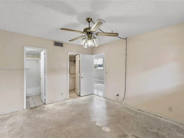 1777 SE 15th St # 122, Fort Lauderdale FL 33316