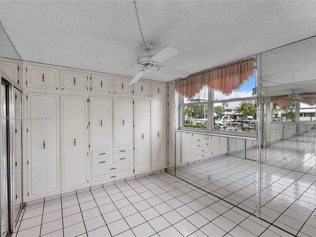 1777 SE 15th St # 122, Fort Lauderdale FL 33316