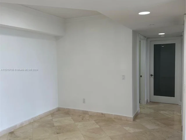 21205 Yacht Club Dr # 3204, Aventura FL 33180