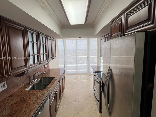 21205 Yacht Club Dr # 3204, Aventura FL 33180