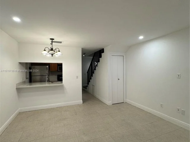 50 Antilla Ave # 2, Coral Gables FL 33134