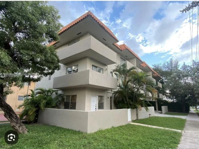 50 Antilla Ave # 2, Coral Gables FL 33134