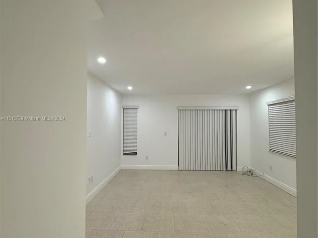 50 Antilla Ave # 2, Coral Gables FL 33134