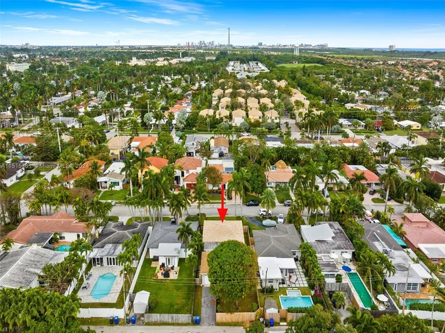 1238 Lincoln St, Hollywood FL 33019