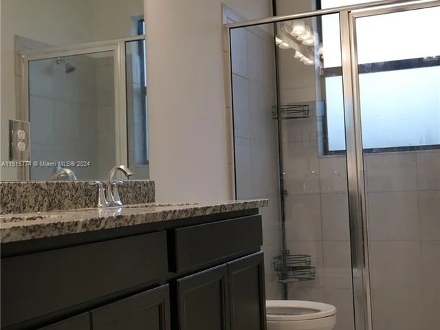 365 NW 33rd Ln, Pompano Beach FL 33069