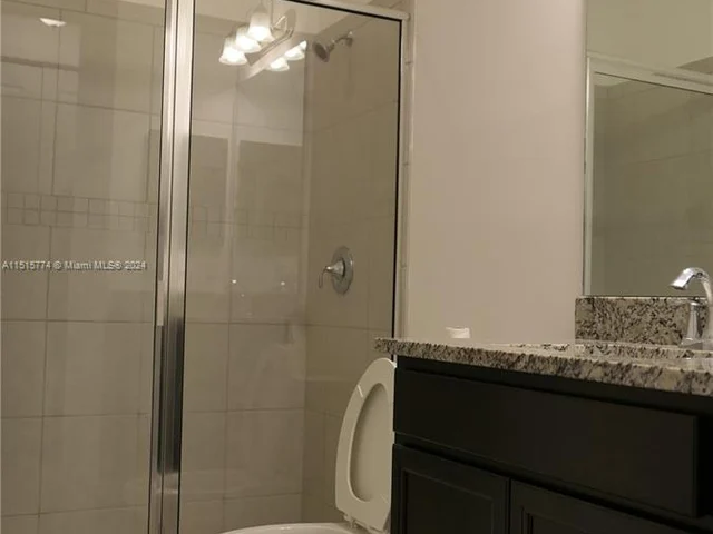 365 NW 33rd Ln, Pompano Beach FL 33069