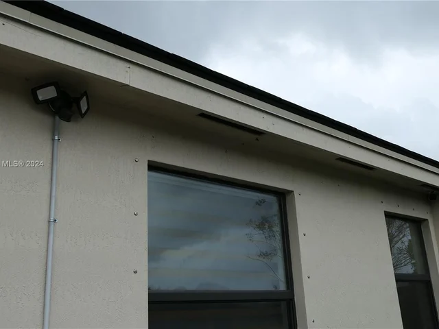 365 NW 33rd Ln, Pompano Beach FL 33069