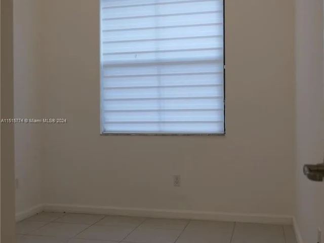 365 NW 33rd Ln, Pompano Beach FL 33069