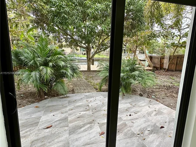 1997 SW 28th Ave, Fort Lauderdale FL 33312