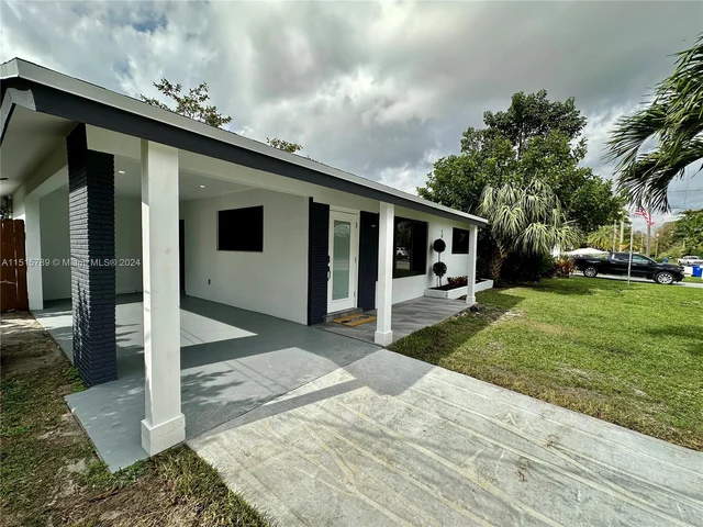 1997 SW 28th Ave, Fort Lauderdale FL 33312
