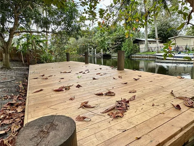 1997 SW 28th Ave, Fort Lauderdale FL 33312