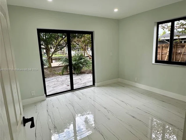 1997 SW 28th Ave, Fort Lauderdale FL 33312