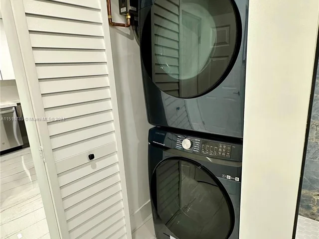 1997 SW 28th Ave, Fort Lauderdale FL 33312