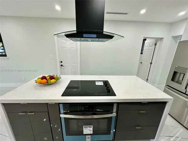 1997 SW 28th Ave, Fort Lauderdale FL 33312