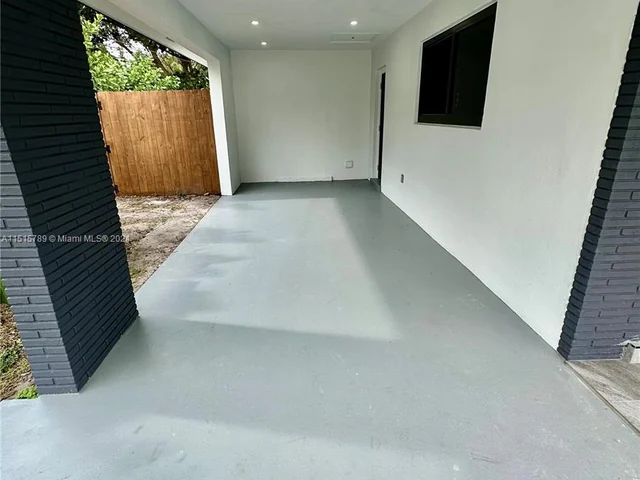 1997 SW 28th Ave, Fort Lauderdale FL 33312