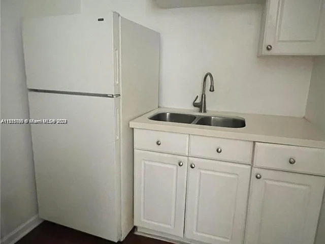 1502 Jefferson Ave # 102, Miami Beach FL 33139