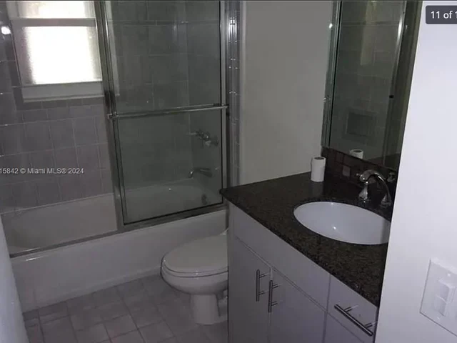 3129 N Palm Aire Dr, Pompano Beach FL 33069