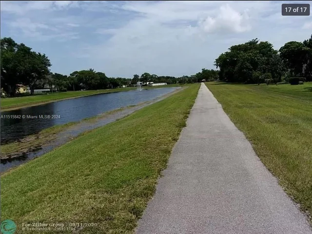 3129 N Palm Aire Dr, Pompano Beach FL 33069