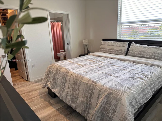 314 NE 5th Pl, Florida City FL 33034