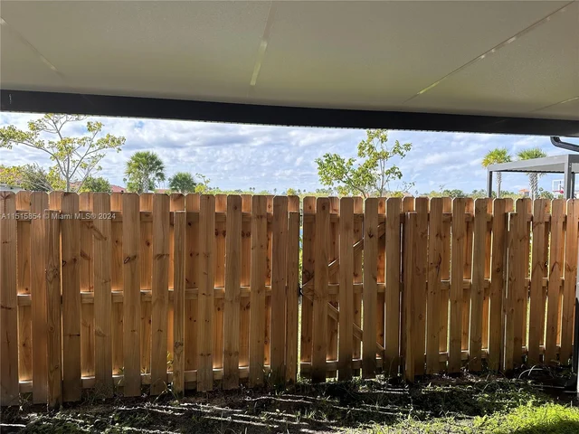 314 NE 5th Pl, Florida City FL 33034