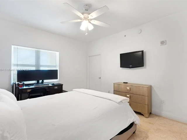 3330 NE 190th St # 1212, Aventura FL 33180