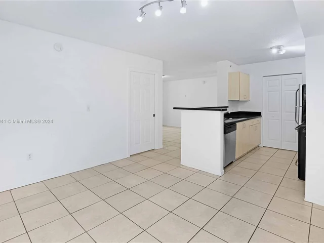 11133 SW 8th St # 204, Pembroke Pines FL 33025