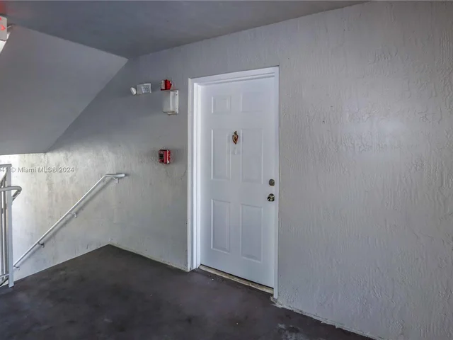 11133 SW 8th St # 204, Pembroke Pines FL 33025
