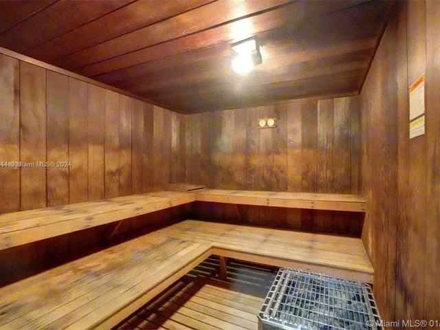 10175 Collins Ave # 807, Bal Harbour FL 33154