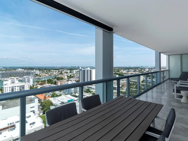 6799 Collins Ave, Miami Beach FL 33141