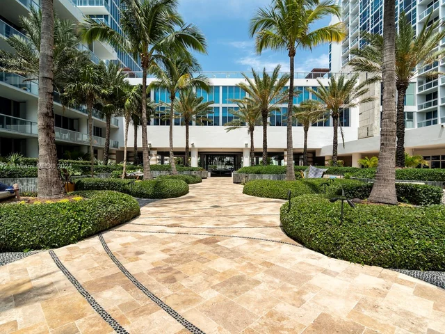 6799 Collins Ave, Miami Beach FL 33141