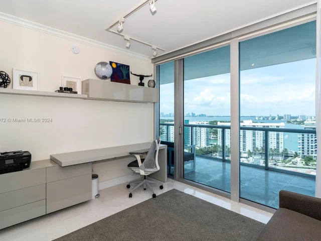6799 Collins Ave, Miami Beach FL 33141